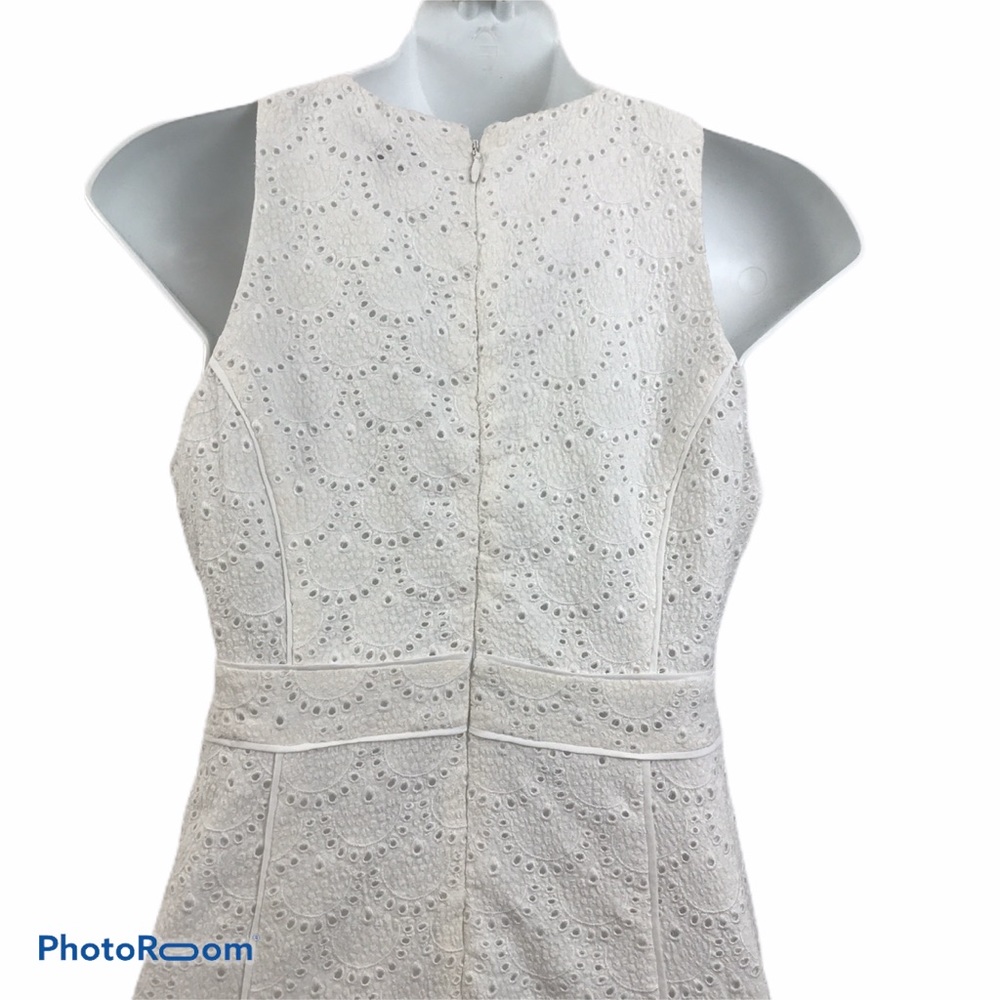 NWT White Eyelet Fit & Flare Dress Size 00P - Picture 4 of 8
